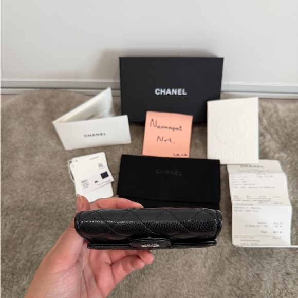 Chanel Classic Card Holder - Picture 10 of 16